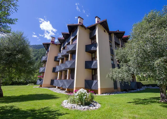 Grand Roc - Ancolies 104 - Happy * Chamonix